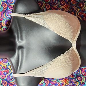 Beige Incredible plunge bra